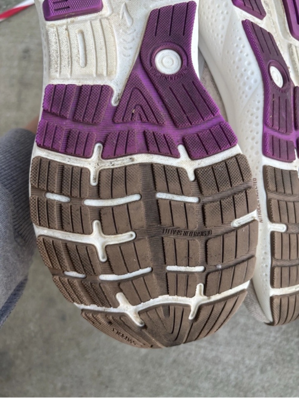 Brooks Ghost 16. Womens 10 Light Pink Running Shoes Sneakers - Picture 6 of 12